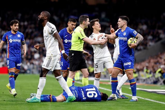 u8网页版-皇马输球又输人，伯纳乌喊弗洛伦蒂诺辞职