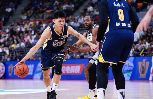 u8官网在线登录-广东惨败暴露致命短板！8名国内球员仅18分，杜锋冲冠梦彻底破碎